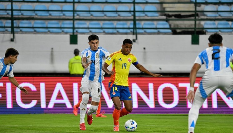 La selección juvenil de Colombia revive el duelo del Sudamericano ante Argentina.