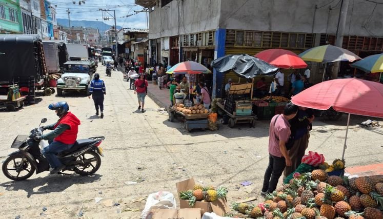 Cansados por el abandono estatal se encuentran moradores del barrio San José de Ocaña.