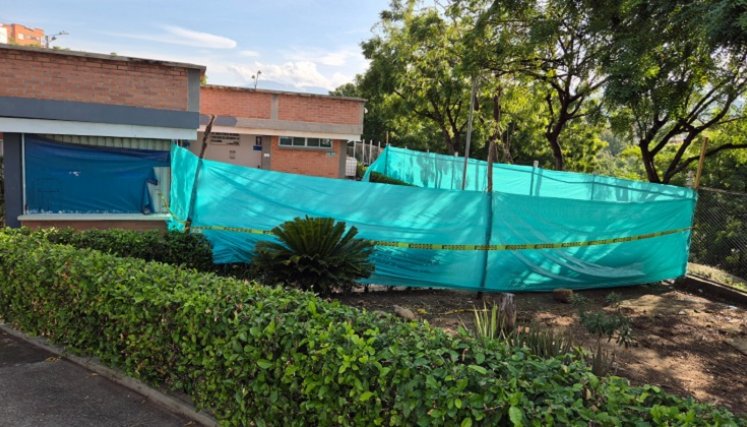 En este sector de la pista de ruta Teódulo Gélvez Albarracín, funcionaban los baños de los patinadores.