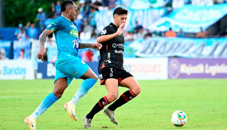 Diego Calcaterra, defensor, Cúcuta Deportivo. 