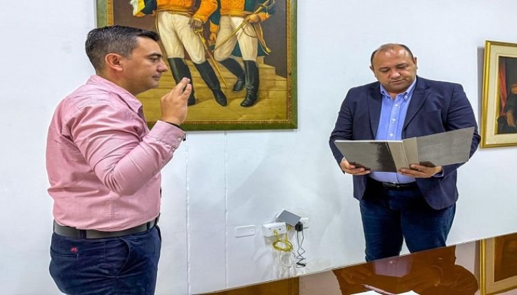 Nuevos profesionales oxigenan la administración municipal de Ocaña.