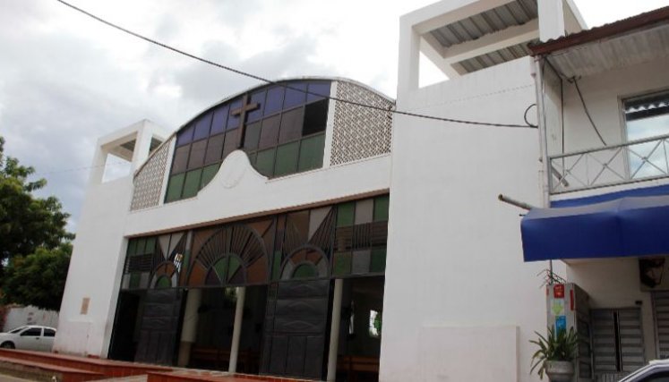 Iglesia de Carlos Pizarro fue construida gracias a la gestión del Padre Fabian Staper