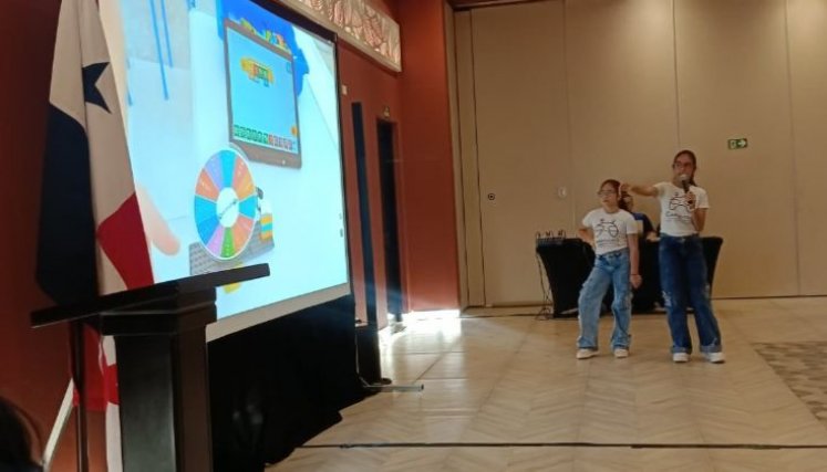 Sara y Maira en Panamá el pasado mes de octubre