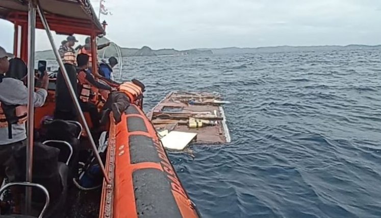 Luto en el fútbol: muere entrenador y tres de sus hijos en un naufragio