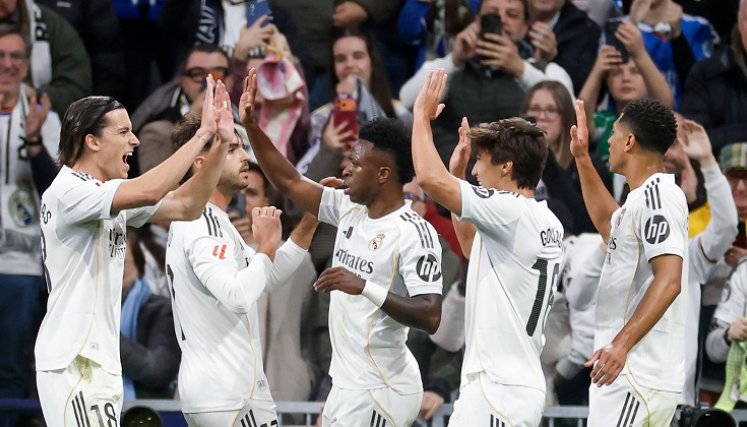 El clásico madridista se trenza en duro compromiso en la semifinal de Supercopa de España.