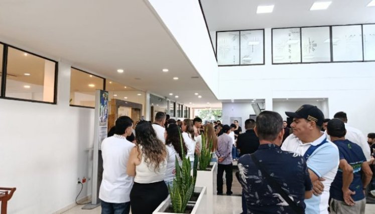 Familiares y allegados de Carlos Salcedo