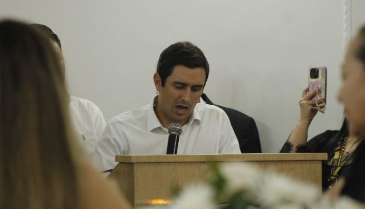 El represente a la Cámara Jorge Rodrigo Tovar destacó la trayectoria de Diógenes Quintero como un hombre luchador por la paz. /Foto Stefany Peñaloza