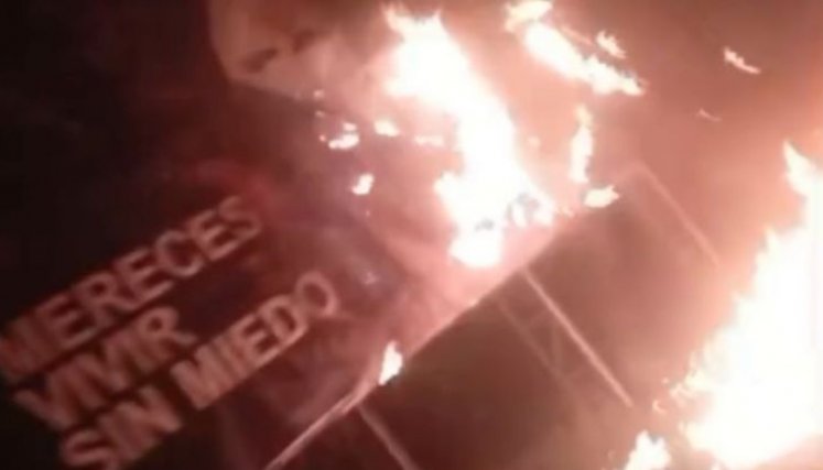 Campaña de Juan Carlos Pinzón rechaza quema de valla en El Zulia y pide garantías democráticas