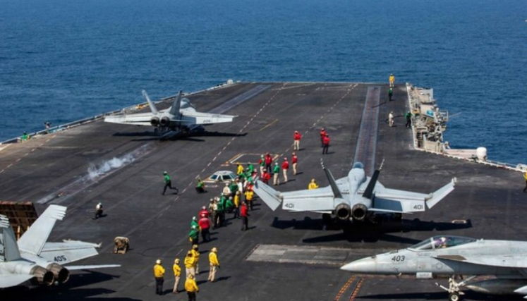 Portaaeronaves 'USS Abraham Lincoln'