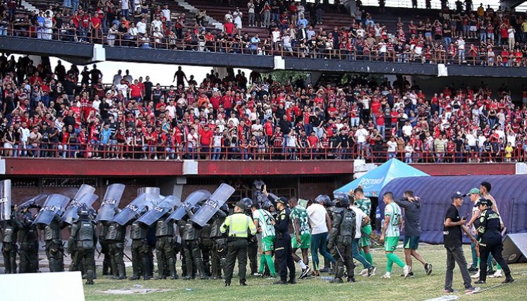 El Consejo de Estado, ordenó a la Policía a velar por la protección de los aficionados que asisten a los encuentros del fútbol profesional de colombiano.