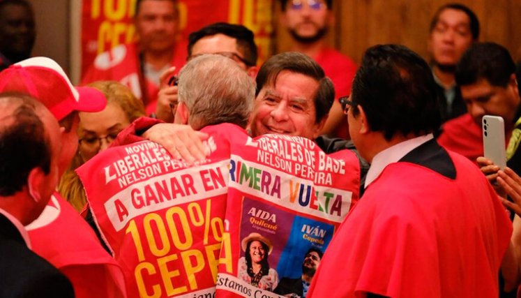 Liberales se unen a Cepeda.