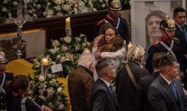 FUNERAL DE MIGUEL URIBE 