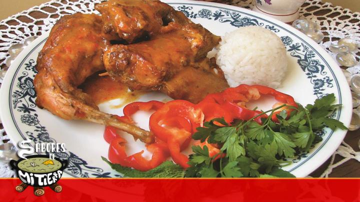 Conejo en salsa criolla