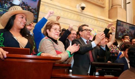 El Senado aprobó la reforma pensional y ahora pasó a la Cámara de Representantes/Colprensa