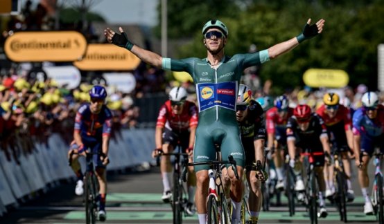 Jonathan Milan consiguió la victoria 23 en su palmarés.
