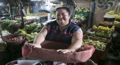 Para Ceci el mejor regalo es tener a sus hijos cerca y poder compartir muchos años más. /Fotos: Juan Pablo Cohen/La Opinión.