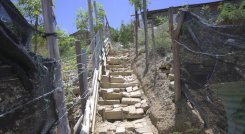 Las instalaciones eléctricas fueron hechas por la comunidad.
