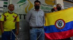 Son más de 25 los gestores que se declararon en huelga de hambre/La Opnión