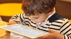 Niños e internet. / Foto: Internet