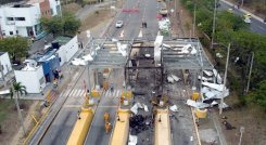 La Unión Temporal de Peajes Nacionales condenó los actos sobre la infraestructura que conecta a Cúcuta con el municipio histórico.  / Foto: Carlos Ramírez.  / La Opinión.