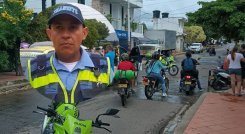 Agente de tránsito en Villa del Rosario 