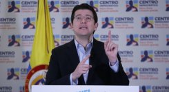 MIGUEL URIBE. 