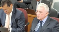Álvaro Uribe Vélez. 