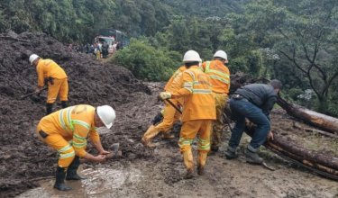 Derrumbes en La Soberanía mantienen colapsada la movilidad de automotores/Foto cortesía
