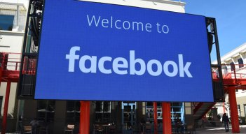 Facebook cuenta con entre 16 y 18 millones de usuarios diarios en este país de 25 millones de habitantes. / Foto: AFP