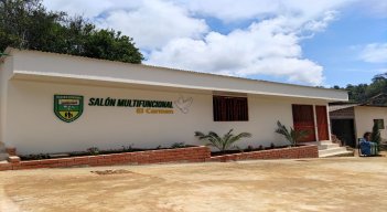 •	El salón fue construido con recursos aportados por Colombia Transforma, mano de obra calificada por administración municipal y aporte de mano de obra no calificada de la comunidad./ Cortesía/ La Opinión 