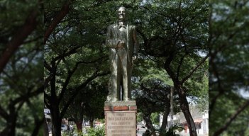 La Victoria rinde homenaje a Juan Atalaya, fundador de la ciudadela.
