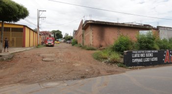 Así es la entrada al barrio Panamericano.
