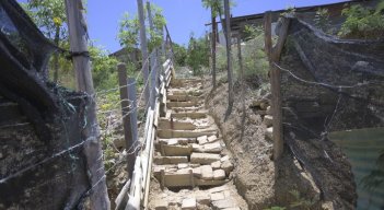 Las instalaciones eléctricas fueron hechas por la comunidad.