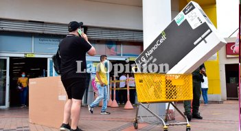 ¿Por qué los colombianos compran tantos televisores?