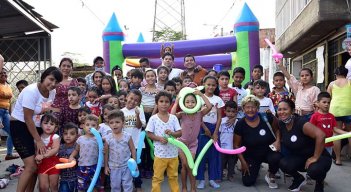fundación El Legado Vive trabaja por el bienestar de los niños/Foto Pablo Castillo