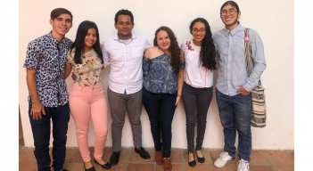 Los estudiantes se encuentran entre las edades de 20 a 23 años.