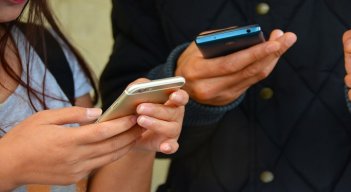 conexiones móviles/ Foro: Cortesía