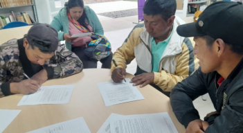 Firmantes de paz.