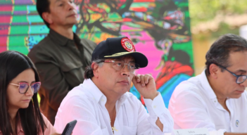 Presidente Gustavo Petro junto a parte de su gabinete.