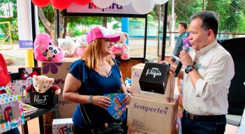 Gobernador William Villamizar entrega insumos del programa Inspira 