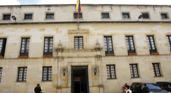 Funcionarios y ex cancilleres