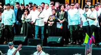 PETRO EN MEDELLIN. 