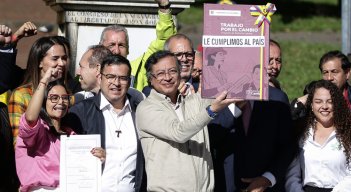 Es oficial: reforma laboral es Ley de la República, presidente Petro la sancionó