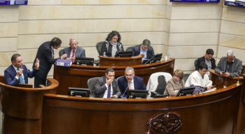 Reforma laboral Senado aplazó debate