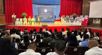  La justicia transicional restaurativa implementa mecanismos para la no repetición encaminada a la construcción de la paz.