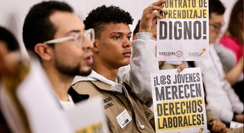 Que el contrato de aprendizaje sea laboral puede traer efectos negativos./ Foto Archivo