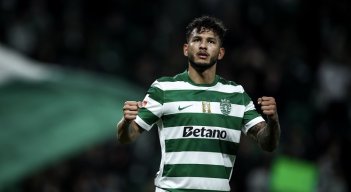 El delantero colombiano Luis Javier Suárez tuvo un gran fin de semana con los 'Leones' en la liga portuguesa.