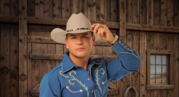 Joaquín Guiller celebra su mejor momento con el estreno de ‘Ya Coronamos’.