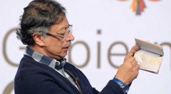 Exclusivo | Petro mintió: los pasaportes nuevos no se imprimen en Colombia sino en Portugal