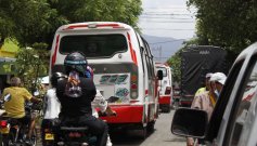 Transporte público de pasajeros, en aprietos por la desbordada piratería/Foto Stefany Peñaloza/La Opinión